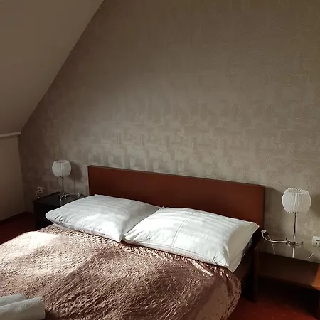 Amaretto Szallas Gæstehus 3*